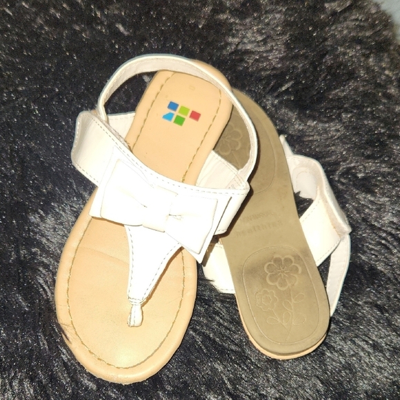 Healthtex White Kids Sandals - Picture 1 of 4